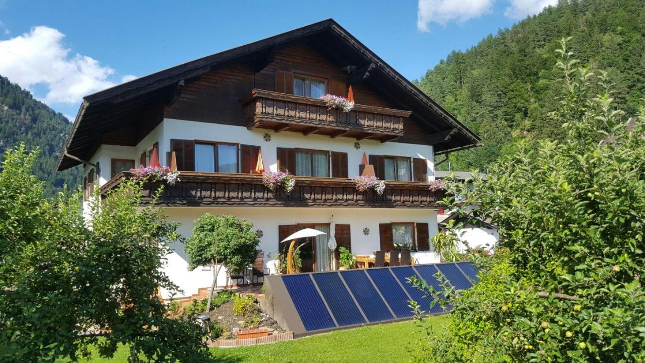 Apartamento Haus Dorfer Döbriach Exterior foto