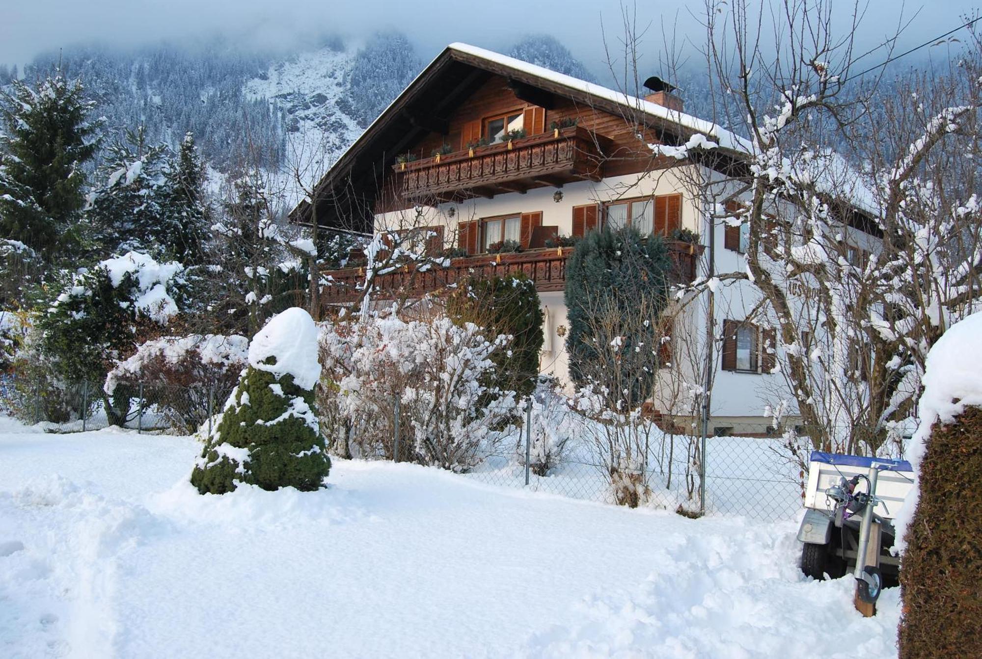 Apartamento Haus Dorfer Döbriach Exterior foto